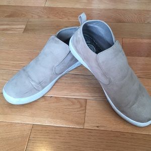 Casual Sneakers